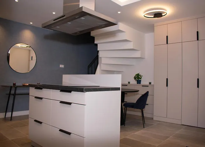 Luxury Cozy 2 Bdr Downtown Apt.4 Apartament