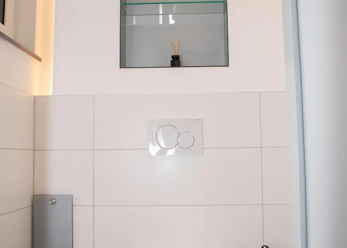 Luxury Cozy 2 Bdr Downtown Apt.4