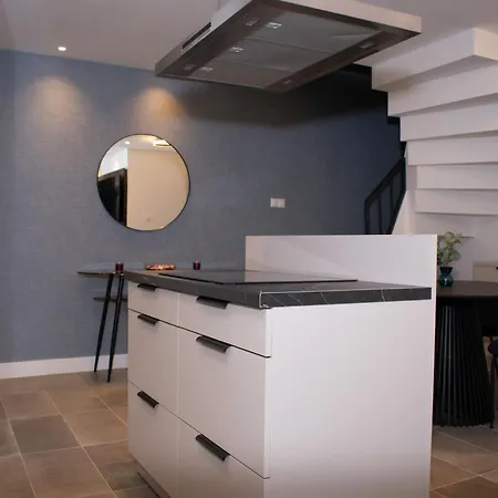 Apartmán Luxury Cozy 2 Bdr Downtown Apt.4