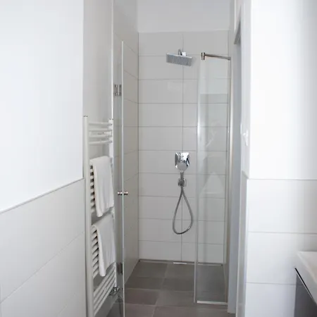 Luxury Cozy 2 Bdr Downtown Apt.4 * בודפשט