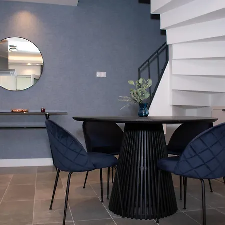 Apartmán Luxury Cozy 2 Bdr Downtown Apt.4