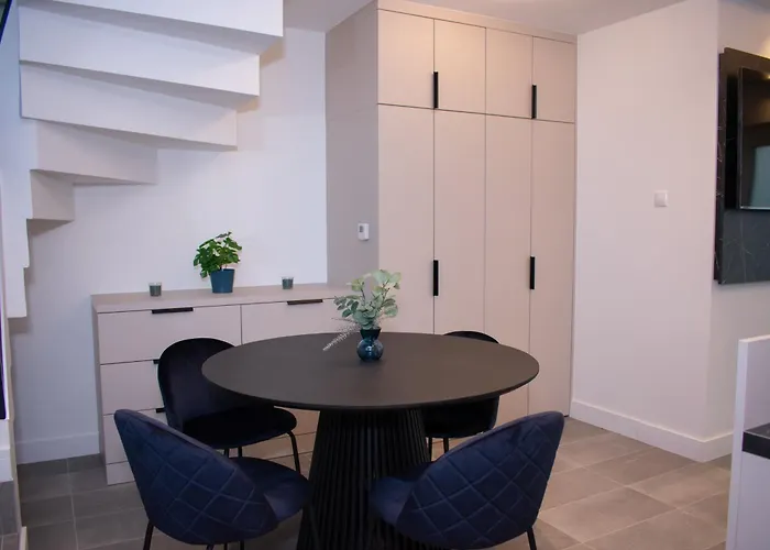 Luxury Cozy 2 Bdr Downtown Apt.4 * Budapest